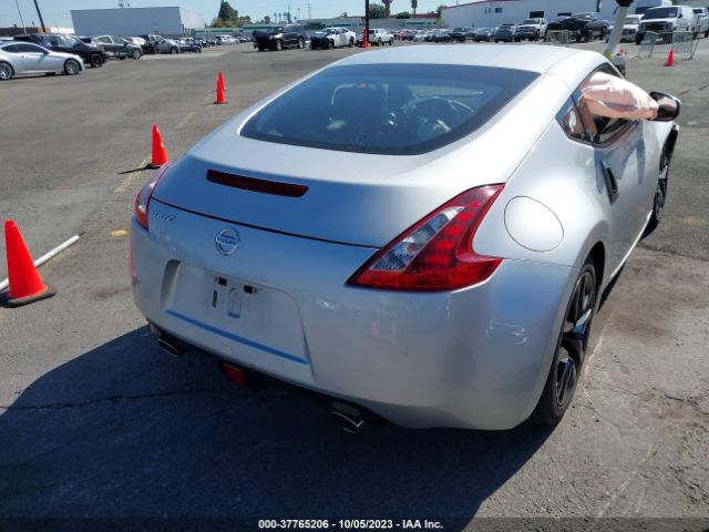 JN1AZ4EH0JM572537 Nissan 370Z COUPE
