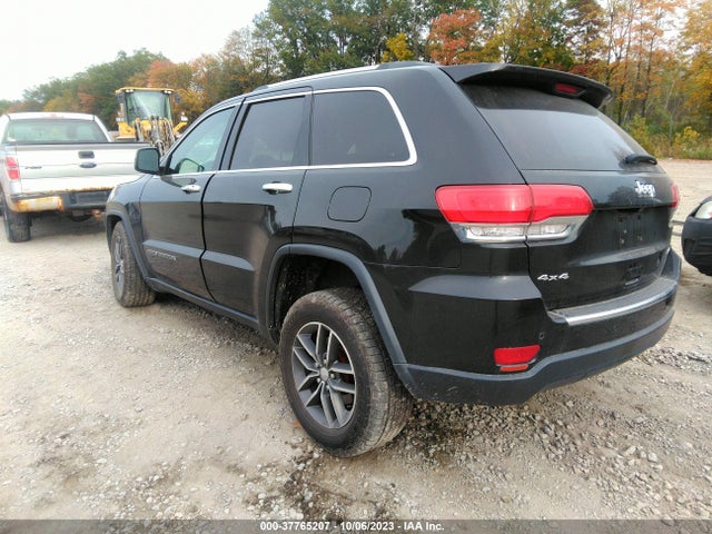 2018 JEEP GRAND CHEROKEE 1C4RJFBG0JC388106 Photo 2