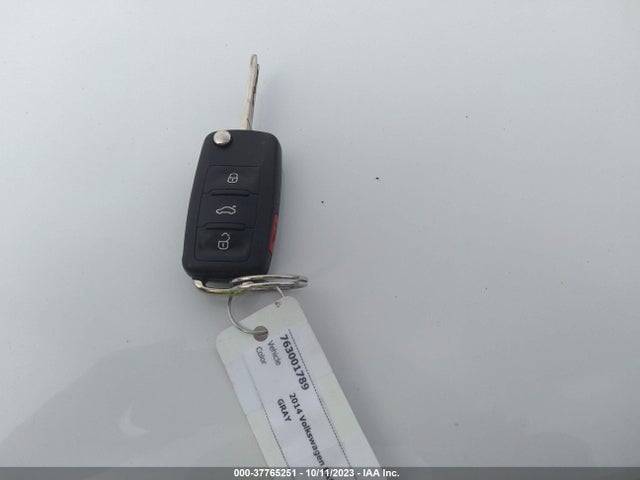 1VWAS7A30EC039979 Volkswagen Passat Wolfsburg Ed