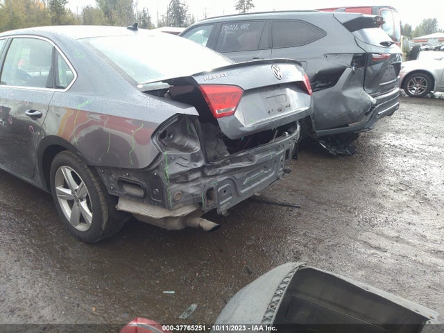 1VWAS7A30EC039979 Volkswagen Passat Wolfsburg Ed