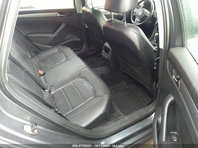 1VWAS7A30EC039979 Volkswagen Passat Wolfsburg Ed