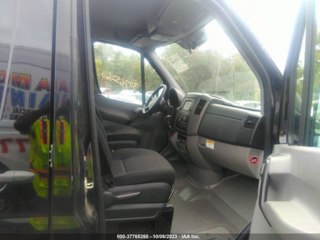WD3PE7DC3FP116526 Mercedes-Benz SPRINTER CARGO VANS
