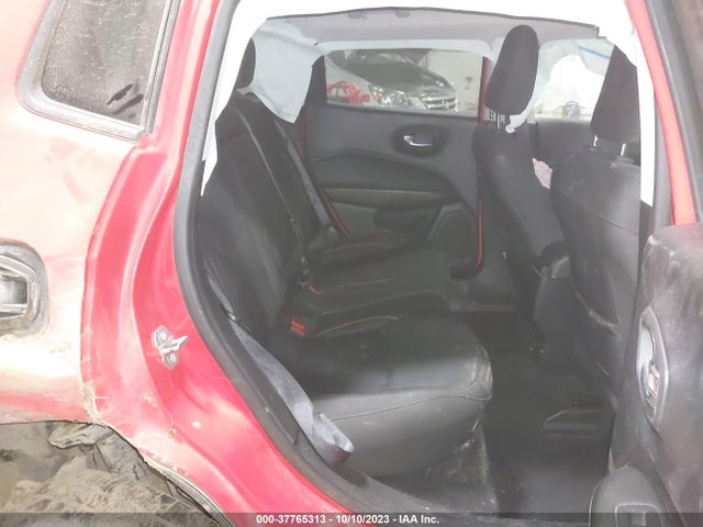 3C4NJDABXKT709762 Jeep Compass Sport