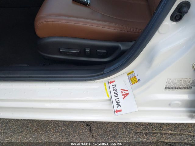 19UDE2F75KA006765 Acura Ilx Pkg