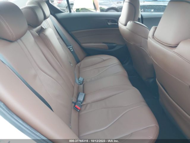 19UDE2F75KA006765 Acura Ilx Pkg