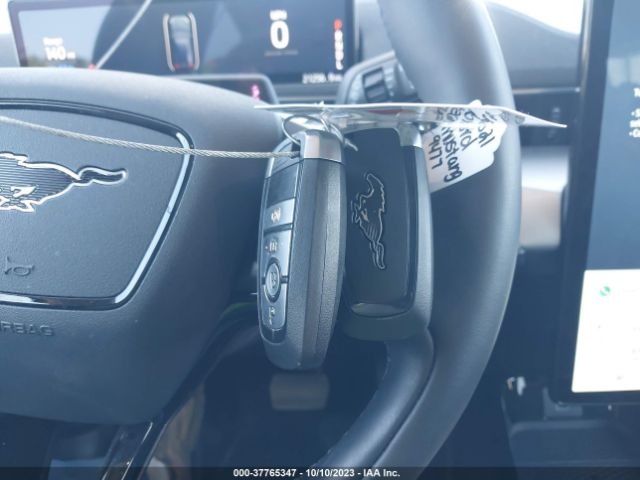 3FMTK1RM6MMA49477 Ford Mustang Mach-e Select