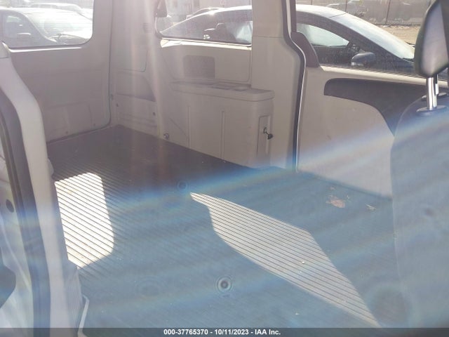 RAM Cargo Van Tradesman 2014 2C4RRGAGXER425417 Image 8