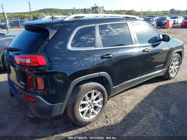 2017 JEEP CHEROKEE LATITUDE VIN: 1C4PJLCS4HW586141