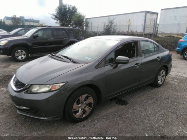 19XFB2F53FE264770 Honda Civic Sedan Lx