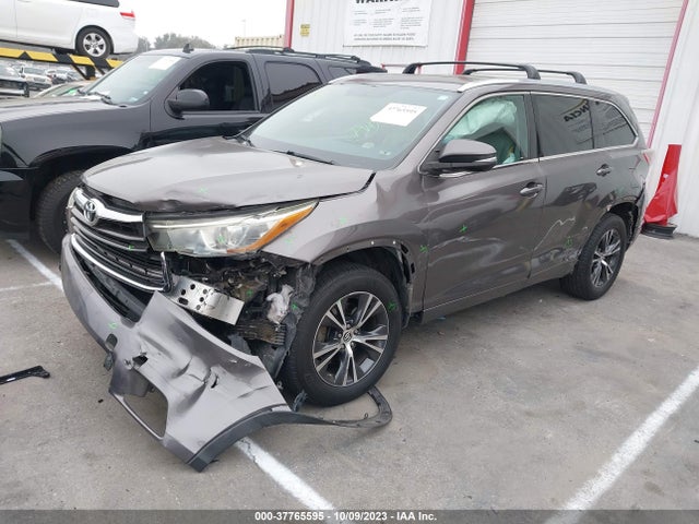 Toyota Highlander Xle 2016 5TDKKRFH4GS139740 Image 2