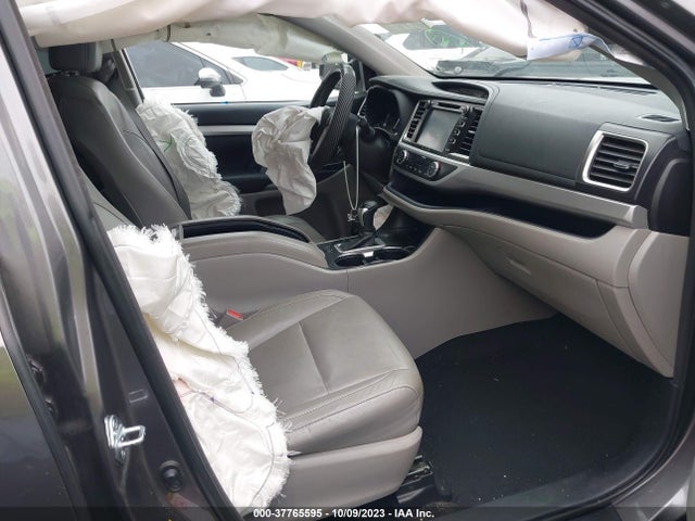 Toyota Highlander Xle 2016 5TDKKRFH4GS139740 Image 5
