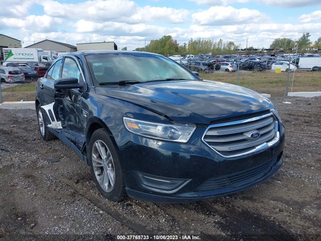 2015 1FAHP2E89FG131782 main image