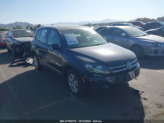 2014 VOLKSWAGEN TIGUAN S VIN: WVGAV3AX5EW559272