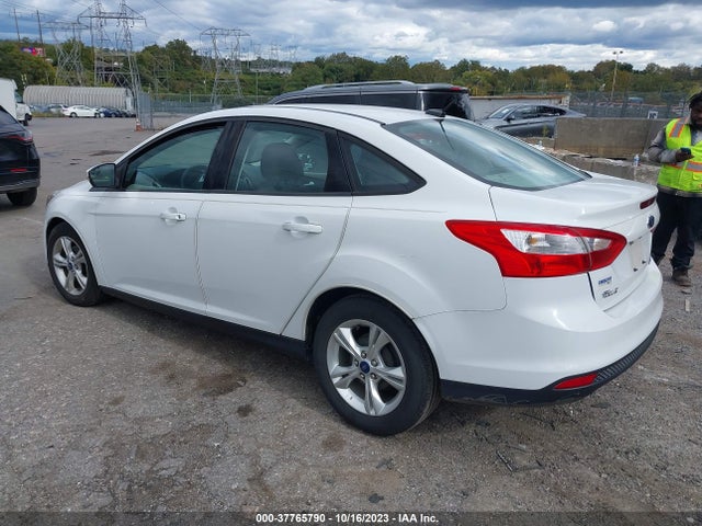 1FADP3F26EL396583 Ford FOCUS SE