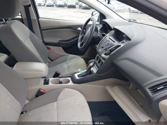 1FADP3F26EL396583 Ford FOCUS SE