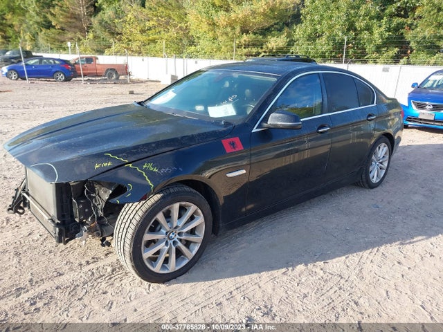 BMW 535i Xdrive 2016 WBA5B3C56GG258062 Image 2