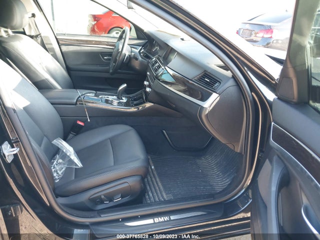 BMW 535i Xdrive 2016 WBA5B3C56GG258062 Image 5