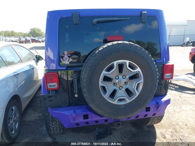 1C4BJWFG3EL283951 Jeep Wrangler Unlimited Rubicon
