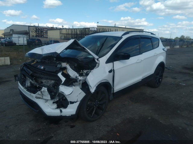 Ford ESCAPE SE 2017 1FMCU0GD8HUB28299 Image 2