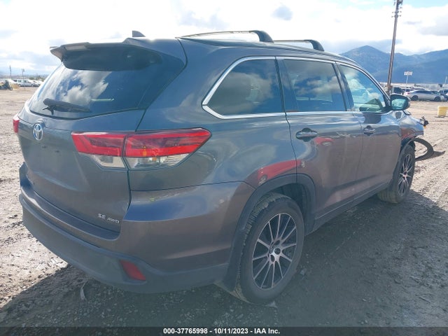 Toyota Highlander Xle/se 2017 5TDJZRFH8HS370357 Image 4