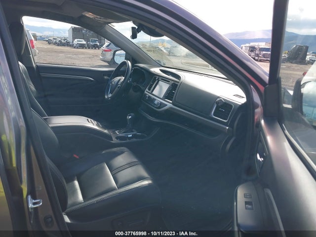 Toyota Highlander Xle/se 2017 5TDJZRFH8HS370357 Image 5