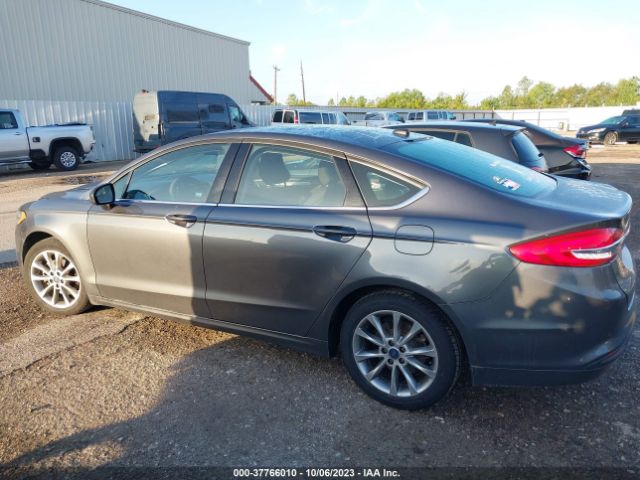 3FA6P0HD3HR262268 Ford FUSION SE
