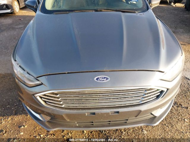 3FA6P0HD3HR262268 Ford FUSION SE