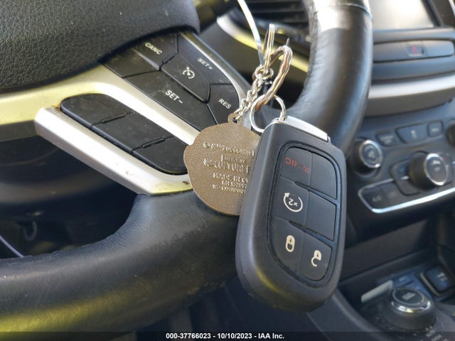 Продажа на аукционе авто 2018 Jeep Cherokee Latitude Plus 4x4, vin: 1C4PJMLB3JD500468, номер лота: 37766023