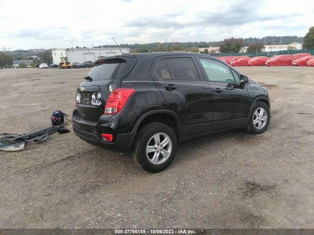 Chevrolet TRAX LS 2020 KL7CJKSB3LB093509 Image 4