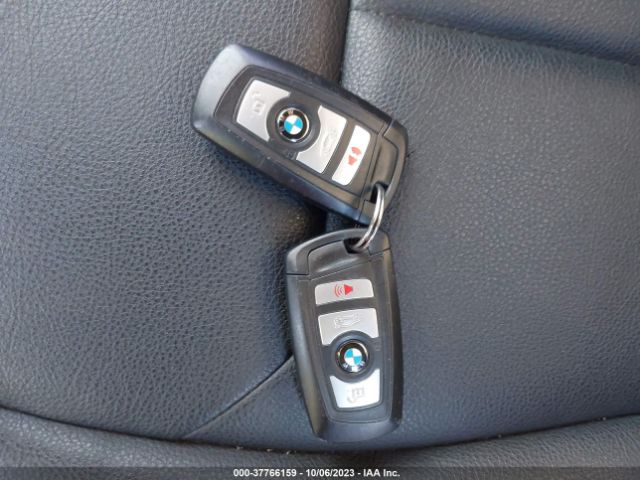 WBA8E1G5XGNT38088 BMW 3 Series 320i
