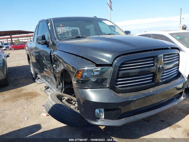 RAM 1500 Express 2017 3C6RR6KT3HG783479 главное изображение