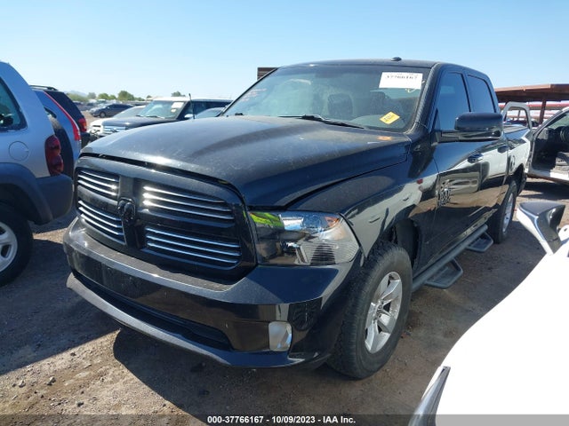 RAM 1500 Express 2017 3C6RR6KT3HG783479 Image 2