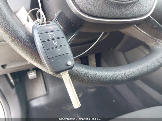 5XYPG4A38LG668167 KIA SORENTO L