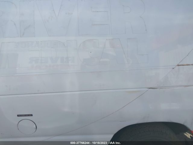 1FDSS3EL9EDB15053 Ford Econoline Cargo Van Commercial/recreational