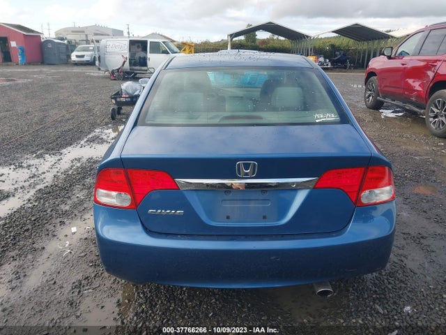 2010 HONDA CIVIC SDN LX VIN: 19XFA1F52AE033882