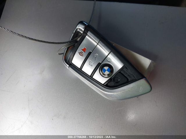 WBAJA9C50JB252198 BMW 5 Series 530e Iperformance