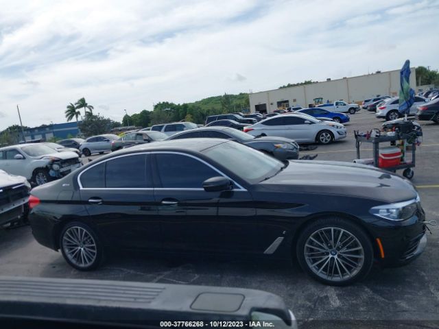 WBAJA9C50JB252198 BMW 5 Series 530e Iperformance