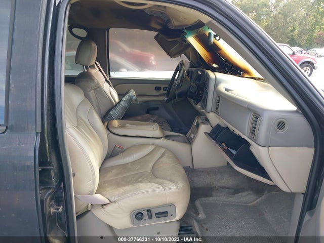 2001 GMC YUKON XL 3GKGK26UX1G123126 Photo 4
