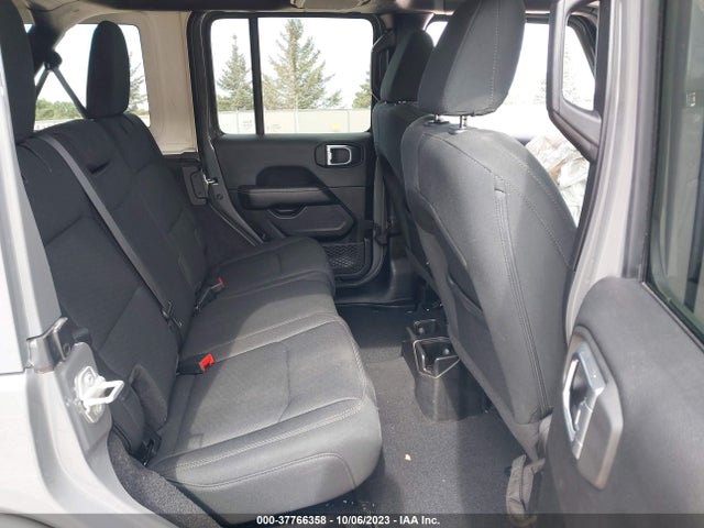 1C4HJXEN9MW545095 Jeep Wrangler Unlimited Sahara