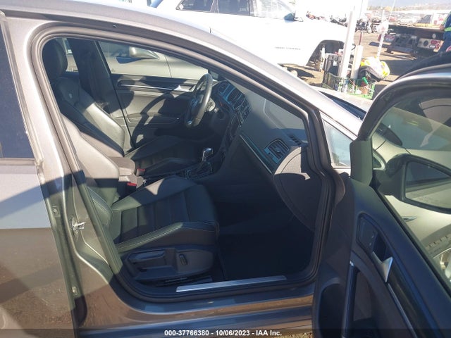 WVWVF7AU2HW110488 Volkswagen Golf R