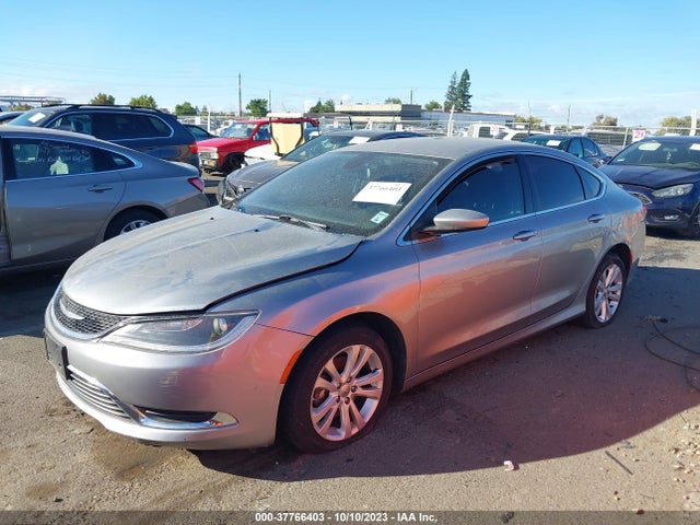 Chrysler 200 Limited 2015 1C3CCCAB6FN548977 Image 2