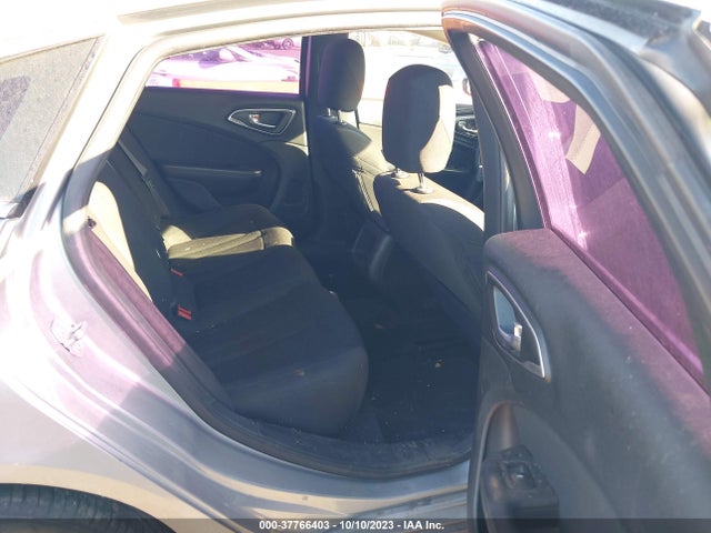 Chrysler 200 Limited 2015 1C3CCCAB6FN548977 Image 8