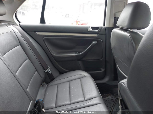 2008 VOLKSWAGEN JETTA SEDAN SE/SEL VIN: 3VWRZ71K98M020596