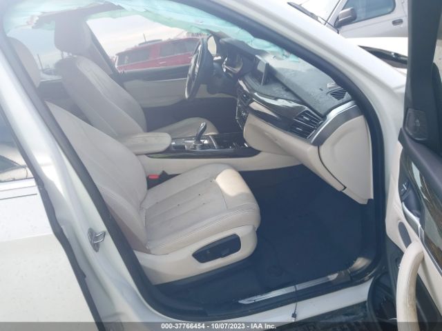 2016 BMW X5 5UXKR0C53G0U12086 Photo 4