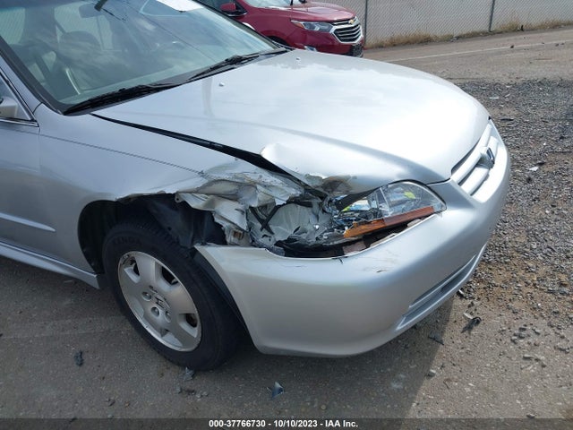 2002 HONDA ACCORD SDN EX W/LEATHER VIN: 1HGCG16582A067817
