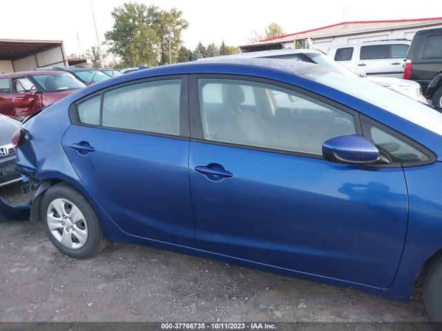 KIA FORTE LX 2018 3KPFL4A78JE261793 Image 14