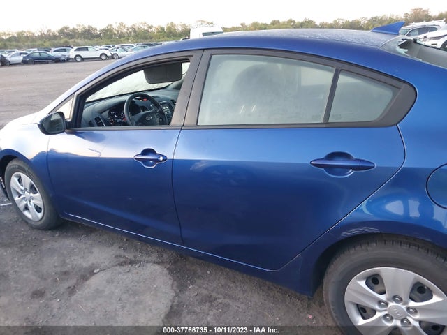 KIA FORTE LX 2018 3KPFL4A78JE261793 Image 15