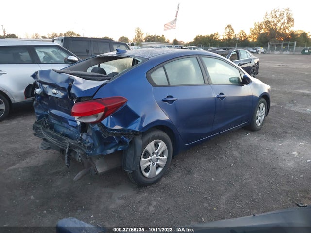 KIA FORTE LX 2018 3KPFL4A78JE261793 Image 4