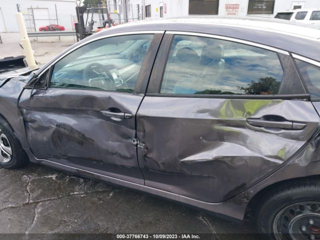 19XFC2F55HE045535 Honda Civic Sedan Lx