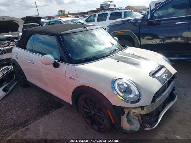 2018 MINI CONVERTIBLE WMWWG9C53J3E38402 Photo 0